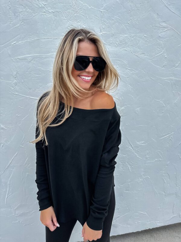 ZOEY ATHLEISURE TOP - Image 9