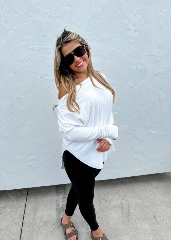 ZOEY ATHLEISURE TOP - Image 11