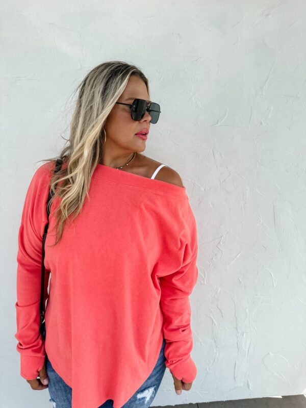 ZOEY ATHLEISURE TOP - Image 18